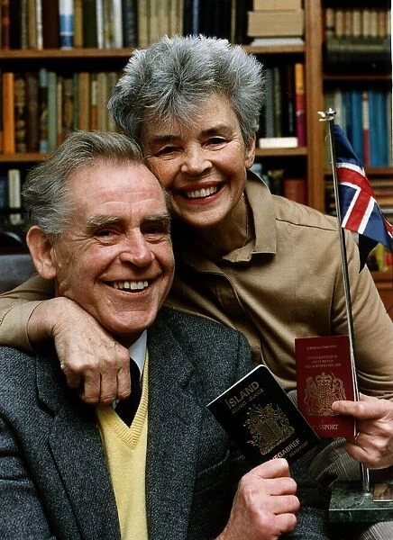 Television presenter Magnus Magnusson with his wife Mamie. November 1989