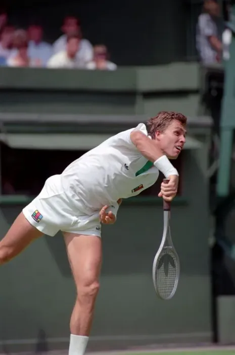 Framed Print : Tennis. Monica Seles. At Wimbledon. June 1989 89-3823-015 Framed Print : Tennis. Monica Seles. At Wimbledon. June 1989 89-3823-015