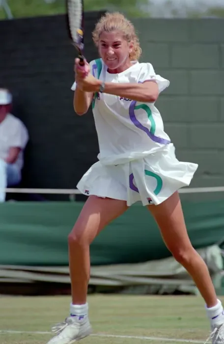 Framed Print : Tennis. Monica Seles. At Wimbledon. June 1989 89-3823-039