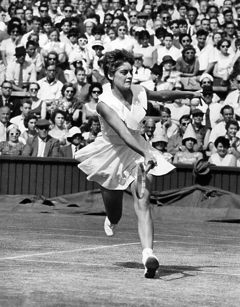 Tennis: Sandra Price. July 1959 P005512