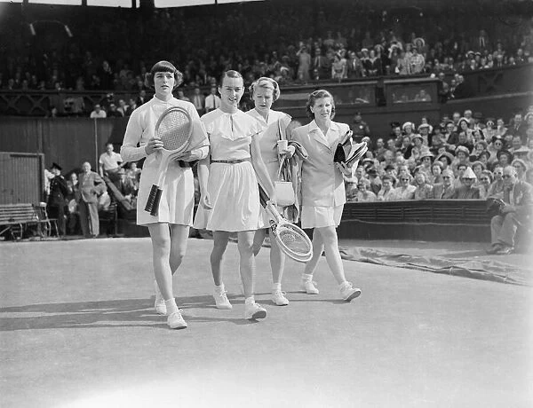 Tennis Wimbledon Womens Double Final. 1949 Mrs Todd