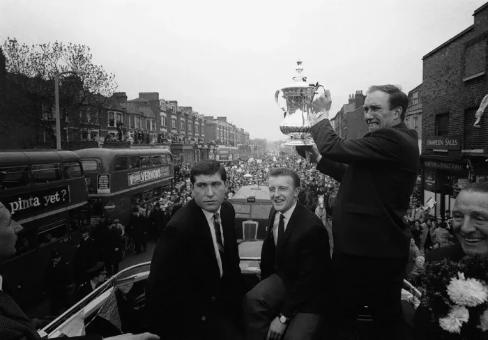 Framed Print : Terry Dyson centre on the open top bus May 1962 as Tottenham Hotspur bring