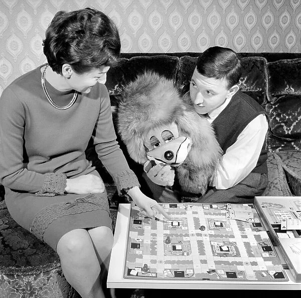 Terry Hall with Lenny the lion seen here at home. 1960 A1226-001