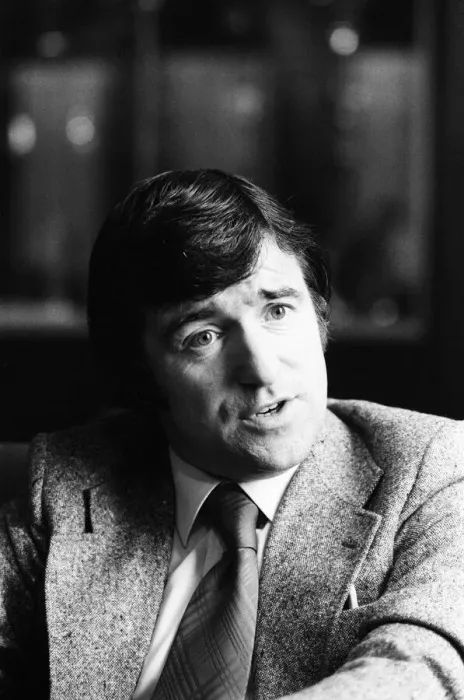 Framed Print : Terry Venables - Crystal Palace football manager pictured for The Daily Mirror Framed Print : Terry Venables - Crystal Palace football manager pictured for The Daily Mirror