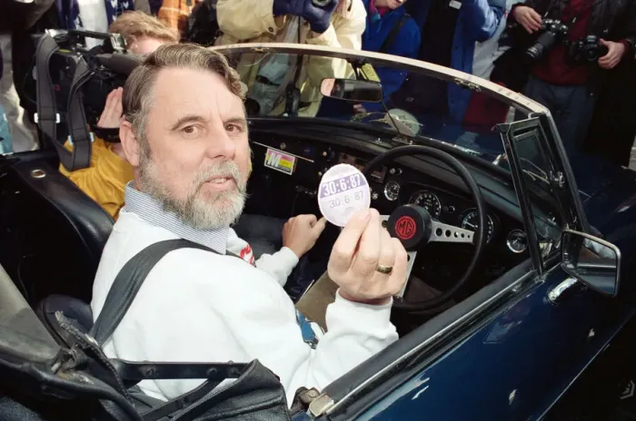 Framed Print : Terry Waite is reunited with his beloved MGB sports car Framed Print : Terry Waite is reunited with his beloved MGB sports car