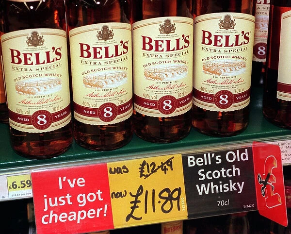 Tesco Price Cuts February 1999 Bells whisky reduced by 60p point of sale
