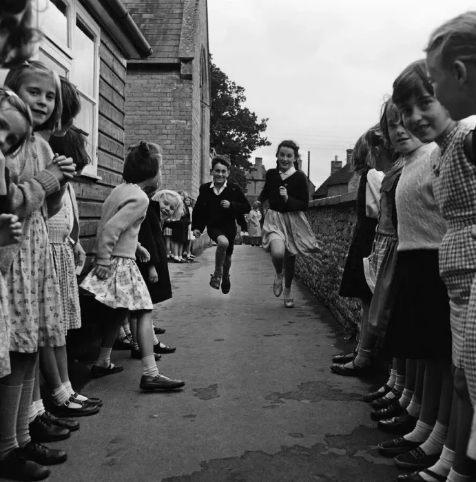Framed Print : Tetbury primary school, Gloucestershire. Children playing outside. September 1962 Framed Print : Tetbury primary school, Gloucestershire. Children playing outside. September 1962