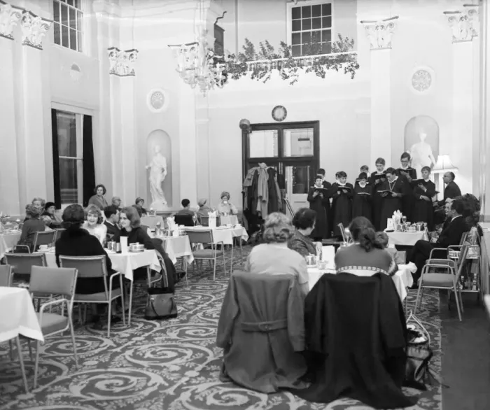 Framed Print : Th scene in Leamington Pump Room yesterday evening as robed choristers from All Saints