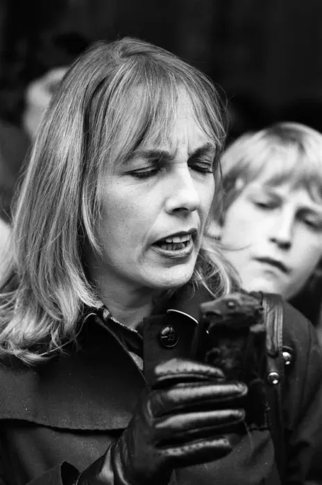 Framed Print : Thats Life'television star Esther Rantzen pictured asking passers-by to Framed Print : Thats Life'television star Esther Rantzen pictured asking passers-by to