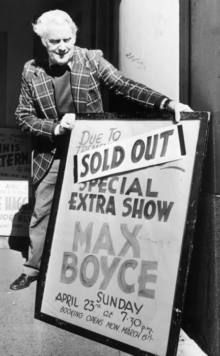Framed Print : Theatre worker Ted Grant places the sign outside the Coventry Theatre telling the bad Framed Print : Theatre worker Ted Grant places the sign outside the Coventry Theatre telling the bad