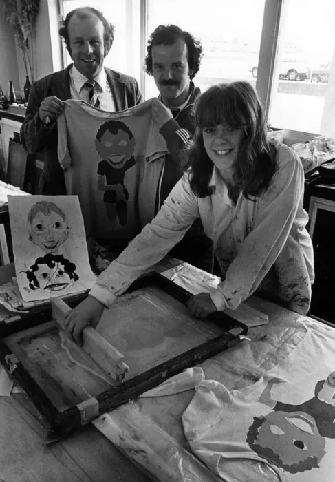 Framed Print : Theres only one R on the minds of the 14 staff at Brunner Comprehensive School Framed Print : Theres only one R on the minds of the 14 staff at Brunner Comprehensive School