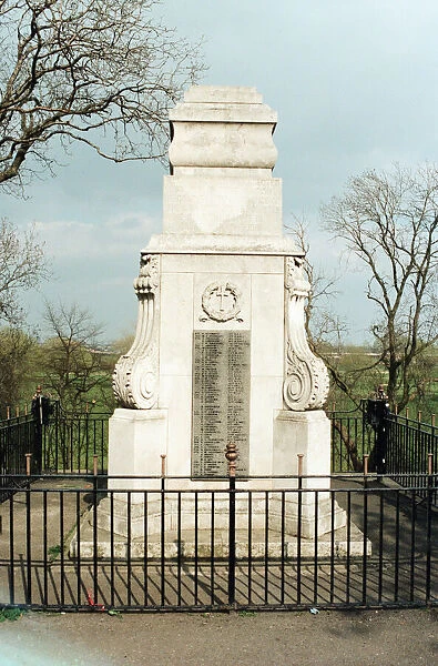 Thornaby Cenotaph, Acklam Road, Thornaby, Stockton on Tees, 12th April 1995
