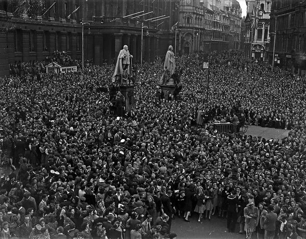 Thousands of Revellers packed into Victoria Square, Birmingham to celebrate VJ Day with
