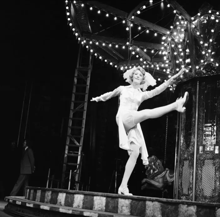 Framed Print : The Threepenny Opera opens in the West End at the Prince of Wales Theatre on 10th