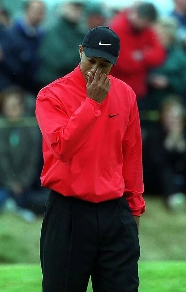 Tiger Woods can t hide his despair, Americas No 1 failed in his attempt to add