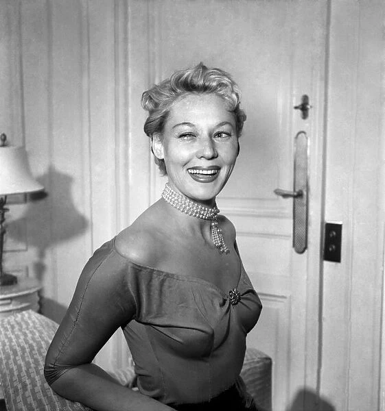 Tilda Thomas-South cinema film actress. March 1952 C1300
