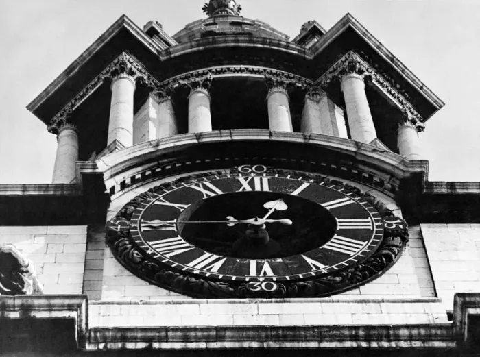 Framed Print : Time Marches On: The great clock on St. Pauls Cathedral which sends thousands of Framed Print : Time Marches On: The great clock on St. Pauls Cathedral which sends thousands of