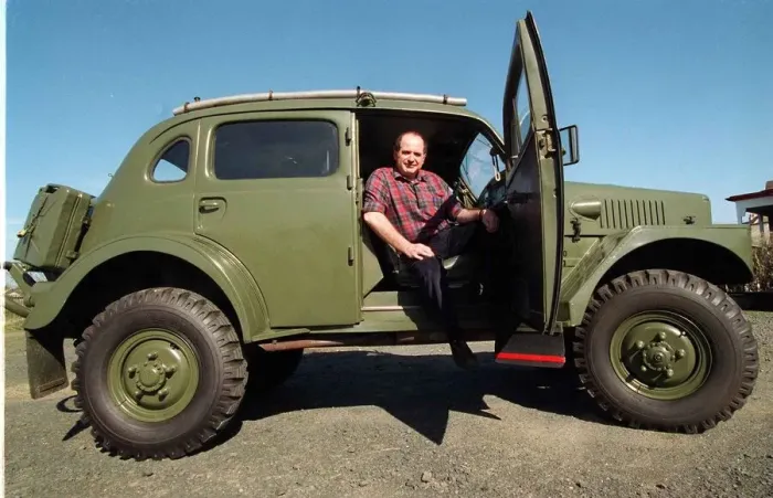 Framed Print : TOM BICKETT FROM KILMARNOCK WITH HIS VOLVO RADIO CONTROL VEHICLE