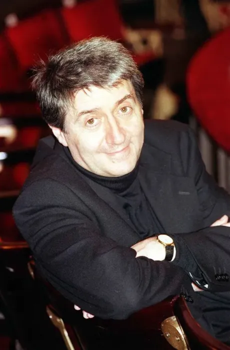 Framed Print : Tom Conti actor November 1997 starring in stage play Jesus My Boy at Old Athenenaeum Framed Print : Tom Conti actor November 1997 starring in stage play Jesus My Boy at Old Athenenaeum
