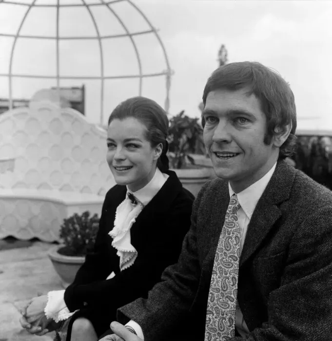 Framed Print : Tom Courtenay and Romy Schneider at the Dorchester Hotel looking at some of the places Framed Print : Tom Courtenay and Romy Schneider at the Dorchester Hotel looking at some of the places