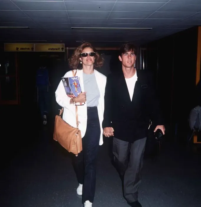Framed Print : Tom Cruise actor and wife leaving Heathrow for holiday in Moscow August 1987 Framed Print : Tom Cruise actor and wife leaving Heathrow for holiday in Moscow August 1987