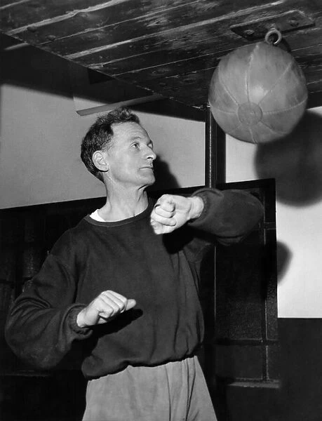 Tom Finney putting the punch into things. December 1959 P012590