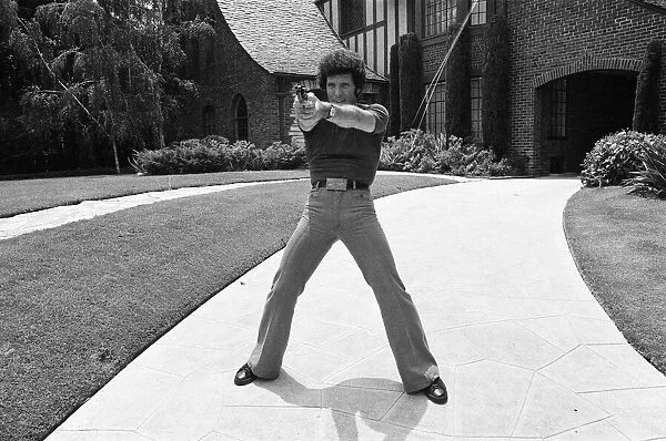 Tom Jones at home in Beverly Hills, California. 14th April 1977