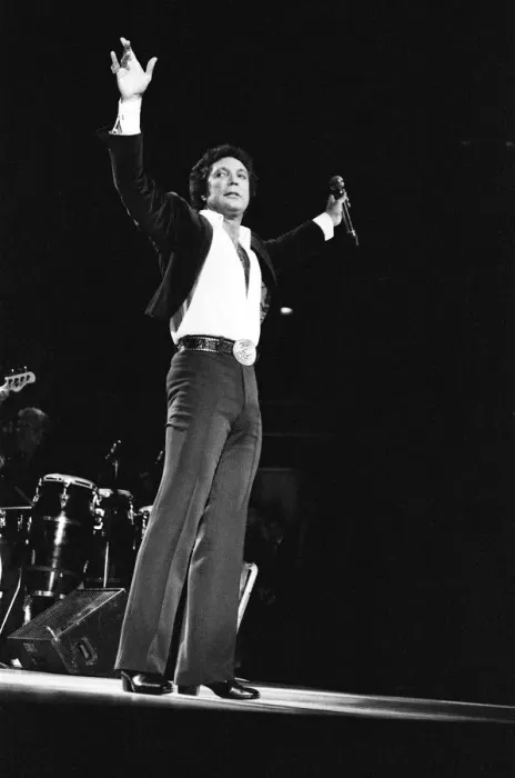 Framed Print : Tom Jones perfuming live in Cardiff, Wales, for the first time in ten years Framed Print : Tom Jones perfuming live in Cardiff, Wales, for the first time in ten years