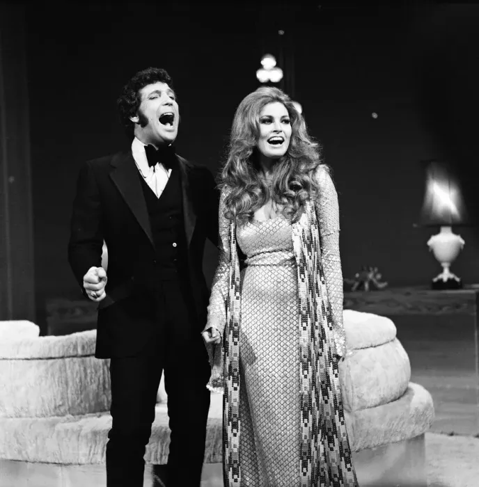Framed Print : Tom Jones and Raquel Welch on the set of This is... Tom Jones Framed Print : Tom Jones and Raquel Welch on the set of This is... Tom Jones