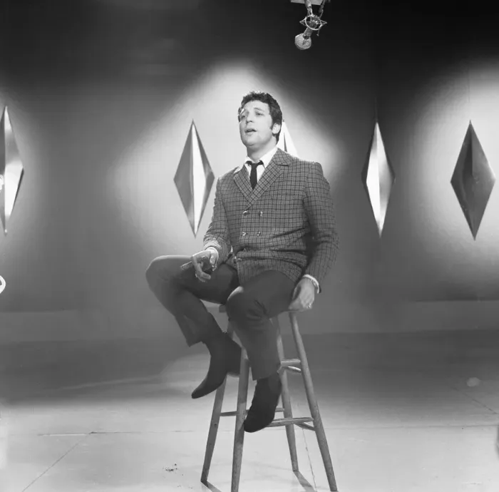 Framed Print : Tom Jones seen here recording Tom Jones! TV programme at the ATV studios at Elstree