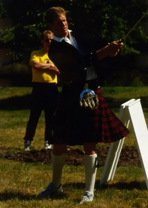 Framed Print : Tom Watson golfer wearing kilt July 1989 Framed Print : Tom Watson golfer wearing kilt July 1989