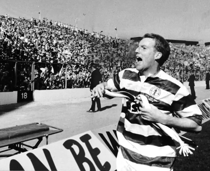 Framed Print : Tommy Burns Celtic football club manager Celebrating with Celtic fans after beating