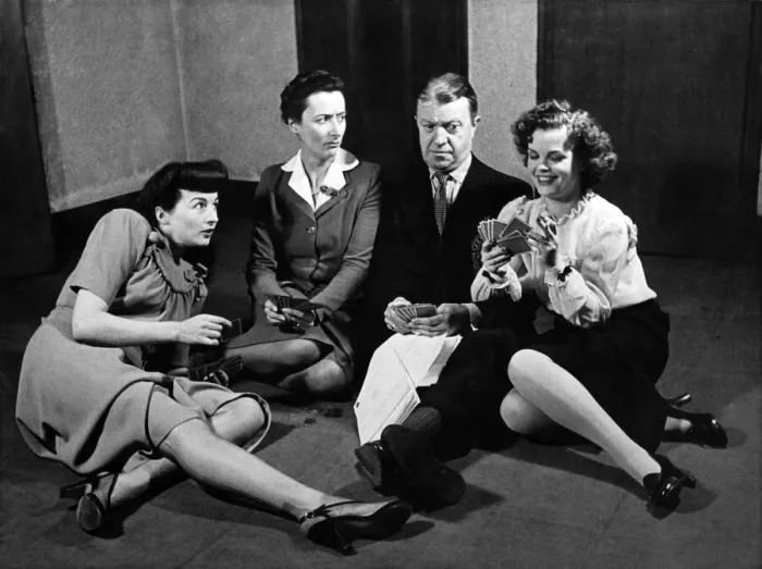 Framed Print : Tommy Handley and the girls should have been script swotting Framed Print : Tommy Handley and the girls should have been script swotting