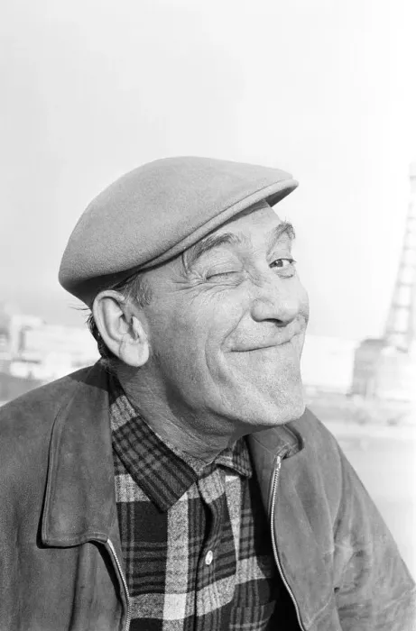 Framed Print : Tommy Trinder, Comedian, Blackpool, Photo-call to promote Summer Season of Shows Framed Print : Tommy Trinder, Comedian, Blackpool, Photo-call to promote Summer Season of Shows