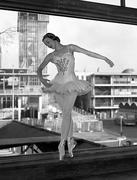 Toni Lander - ballerina December 1951