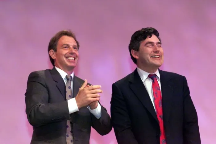 Framed Print : TONY BLAIR APPLAUDS GORDON BROWN SEP 1999 AFTER HIS SPEECH AT THE LABOUR PARTY Framed Print : TONY BLAIR APPLAUDS GORDON BROWN SEP 1999 AFTER HIS SPEECH AT THE LABOUR PARTY