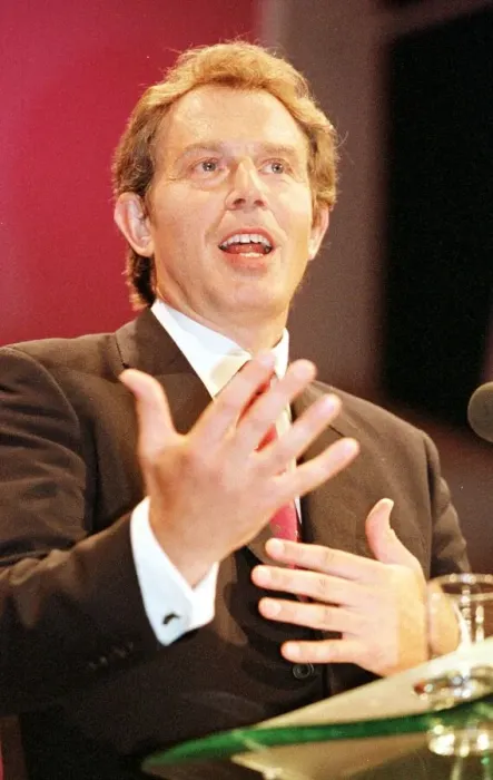 Framed Print : Tony Blair Prime Minister makes his speech September 1998 to the Labour Party Conference