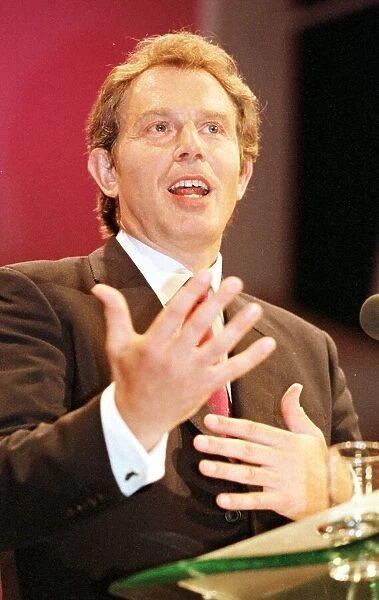 Tony Blair Prime Minister makes his speech September 1998 to the Labour Party Conference