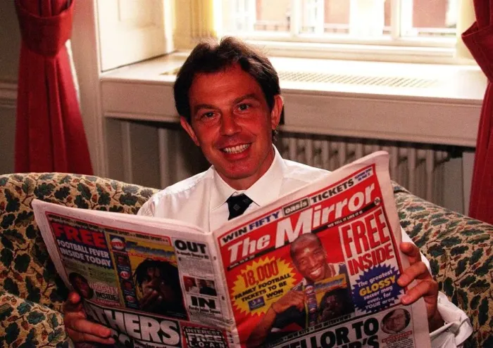 Framed Print : Tony Blair Prime Minister at Number 10 August 1997 reading a copy of The Mirror Framed Print : Tony Blair Prime Minister at Number 10 August 1997 reading a copy of The Mirror