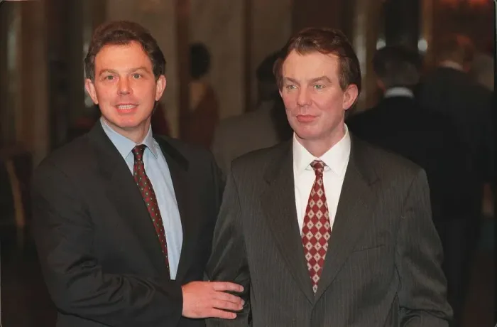 Framed Print : TONY BLAIR AND HIS WAX REPLICA AT MADAME TUSSAUDS 16  /  06  /  1995