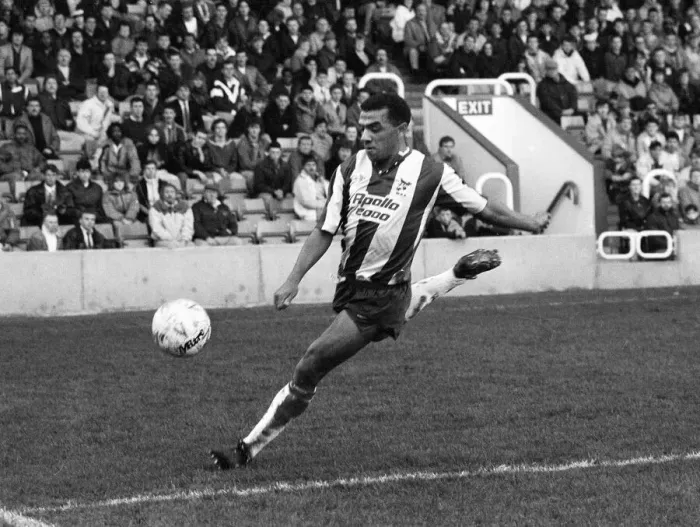 Framed Print : Tony Ford of West Bromwich Albion in action against Oldham Athletic Framed Print : Tony Ford of West Bromwich Albion in action against Oldham Athletic