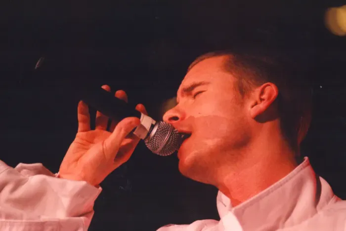 Framed Print : Tony Mortimer of pop group East 17 in concert at the Whitley Bay Ice Rink, June 27, 1995
