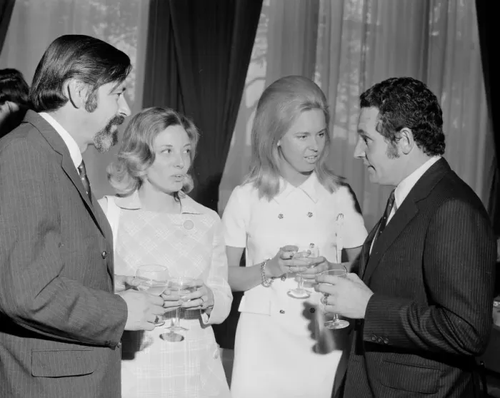 Framed Print : Tony Nash & wife Joan Nash with Paddy Hopkirk & wife Jenny Hopkirk pictured together