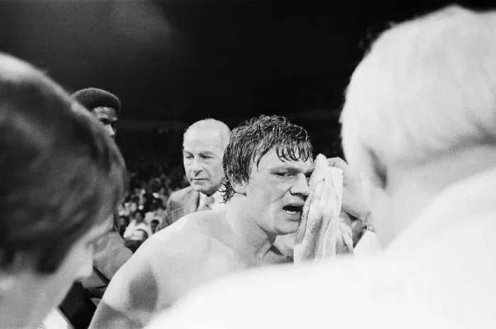 Framed Print : Tony Sibson relinquished his European and Commonwealth titles to ensure he got the right