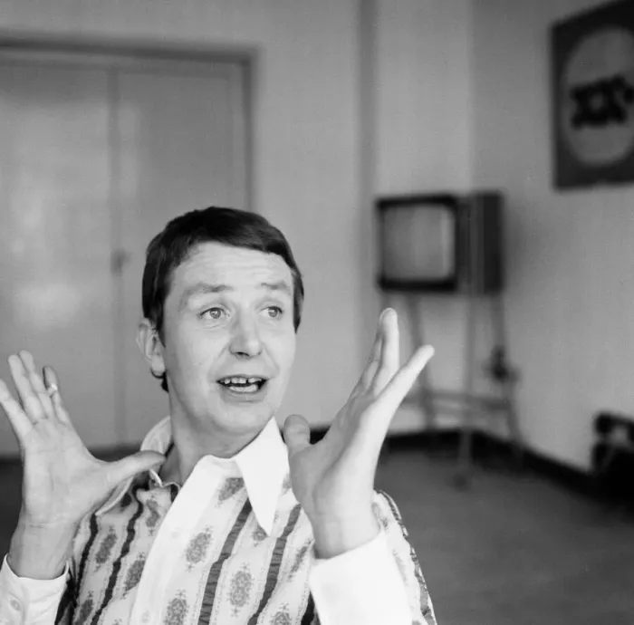 Framed Print : Tony Warren, Coronation Street creator and writer, pictured 9th July 1968 Framed Print : Tony Warren, Coronation Street creator and writer, pictured 9th July 1968