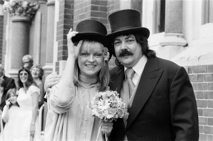 Framed Print : Topper'of the Pops wedding. Annie Nightingale marries Tony Baker at Brighton