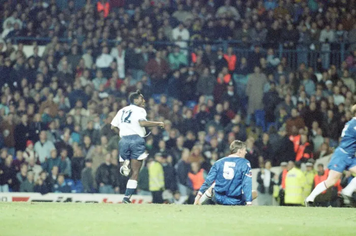 Framed Print : Tottenham 1-2 Chelsea, Premier league match at White Hart Lane