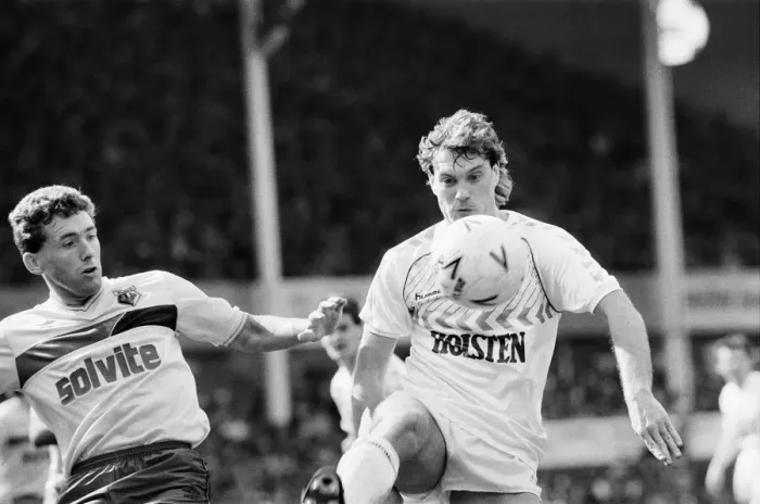 Framed Print : Tottenham 4-1 Watford, FA Cup semi final match at Villa Park, Saturday 11th April 1987