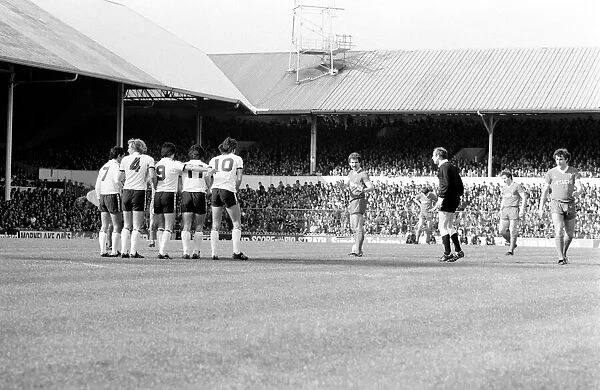 Tottenham Hotspur 2 v. Liverpool 0. March 1980 LF02-18-046 Local Caption Division