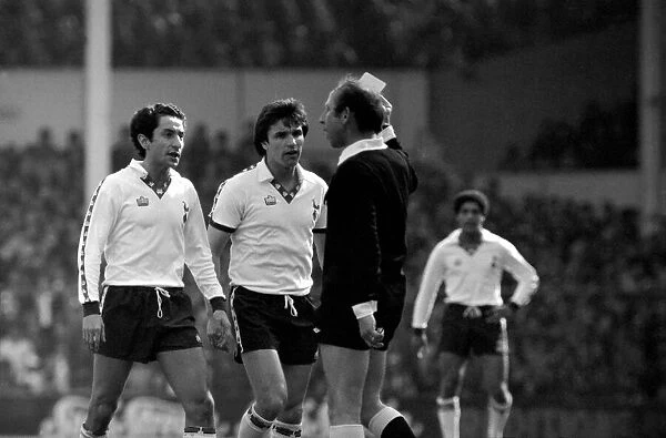 Tottenham Hotspur 2 v. Liverpool 0. March 1980 LF02-18-113 Local Caption Division